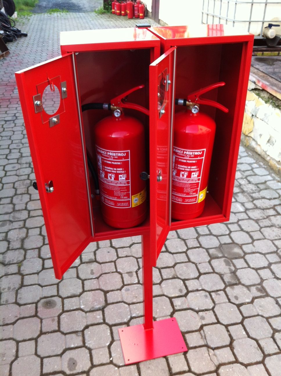 STOJAN NA HASICÍ PŘÍSTROJE